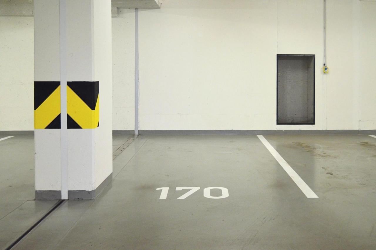 Apartment With Free Parking In Prága Kültér fotó